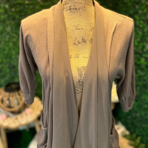 Short Sleeve Cardigan Sweater 